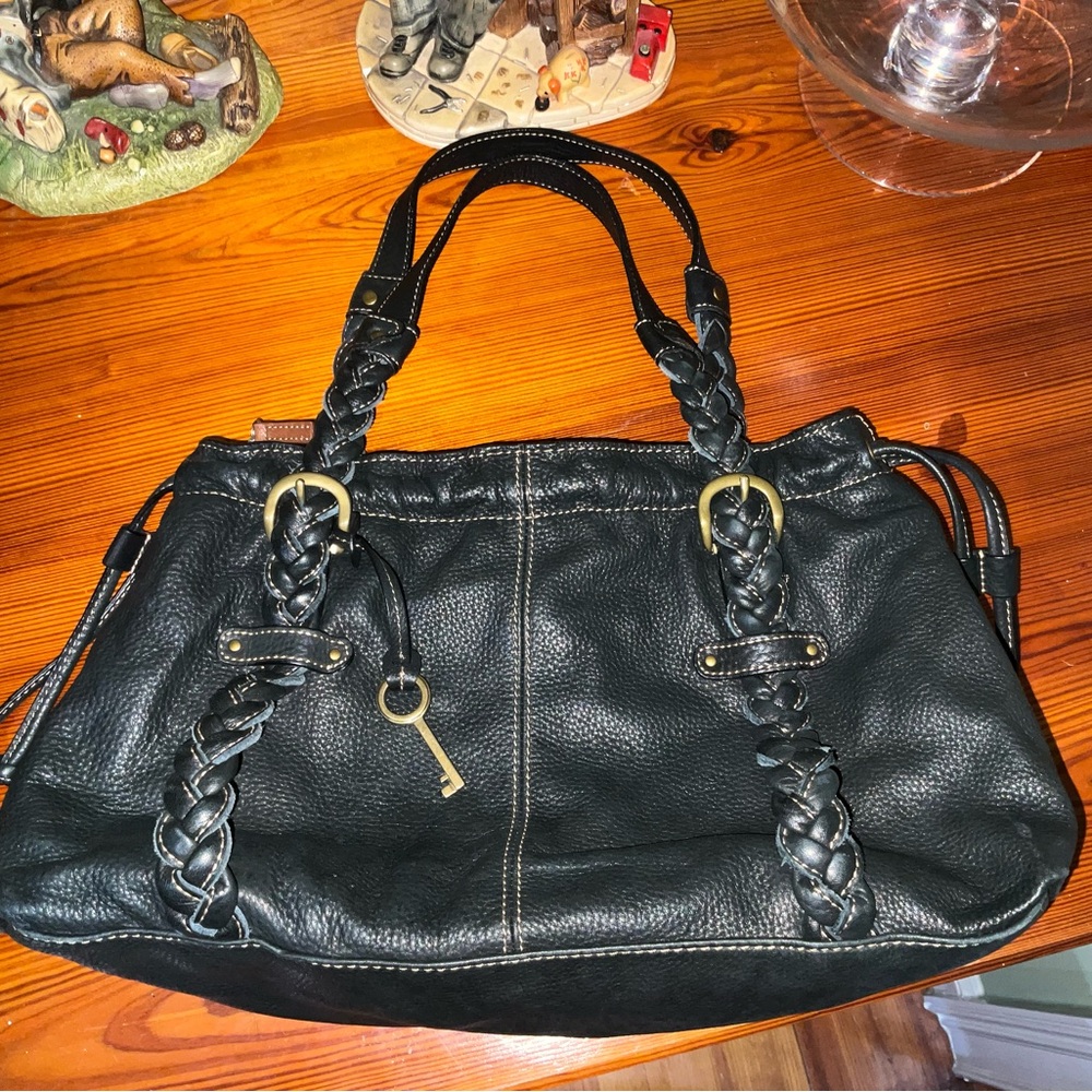 Fossil Black Leather Shoulder Bag with Gold Accents